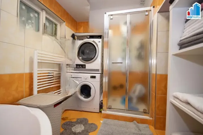 Prodej rodinného domu, Myslív, 868 m2