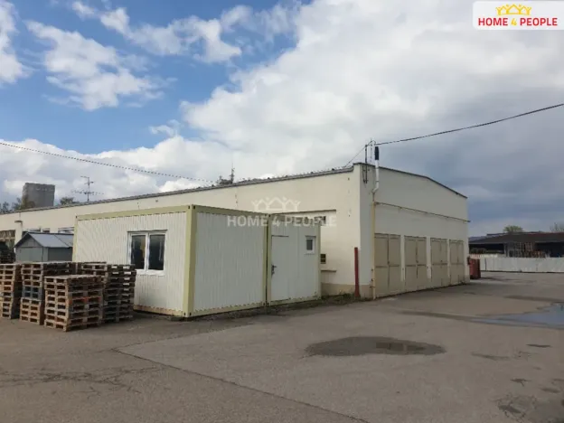Pronájem výrobních prostor, Benešov, Křižíkova, 322 m2