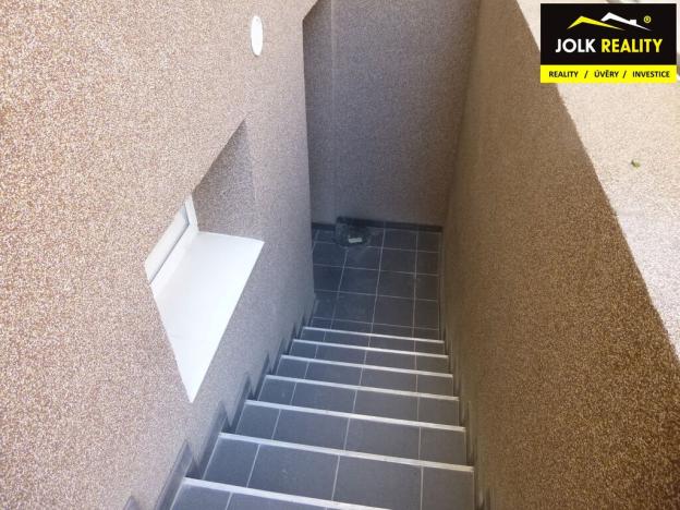 Prodej obchodního prostoru, Opava - Předměstí, Englišova, 130 m2