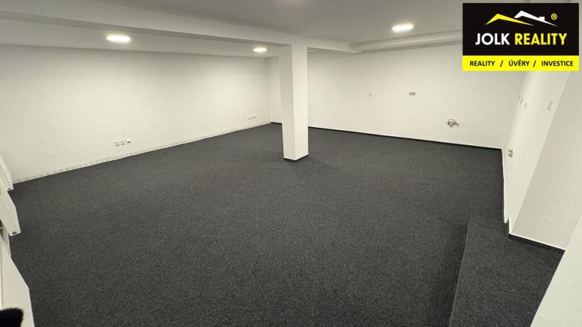 Prodej obchodního prostoru, Opava - Předměstí, Englišova, 130 m2