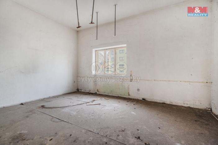 Prodej rodinného domu, Bílina, 1200 m2