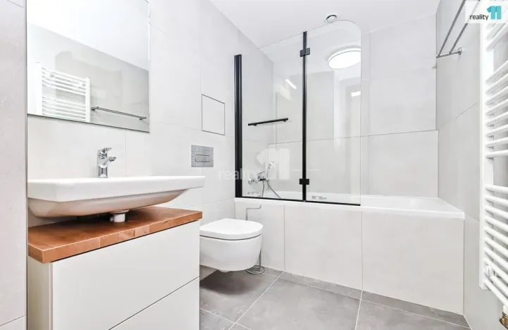 Pronájem bytu 2+kk, Praha - Smíchov, Šiklové, 70 m2