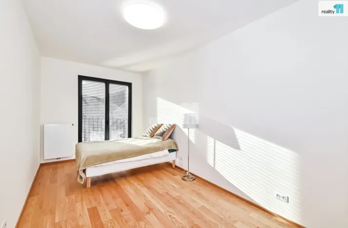 Pronájem bytu 2+kk, Praha - Smíchov, Šiklové, 70 m2
