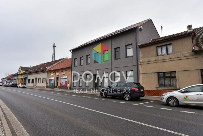 Prodej obchodního prostoru, Králův Dvůr, Plzeňská, 520 m2