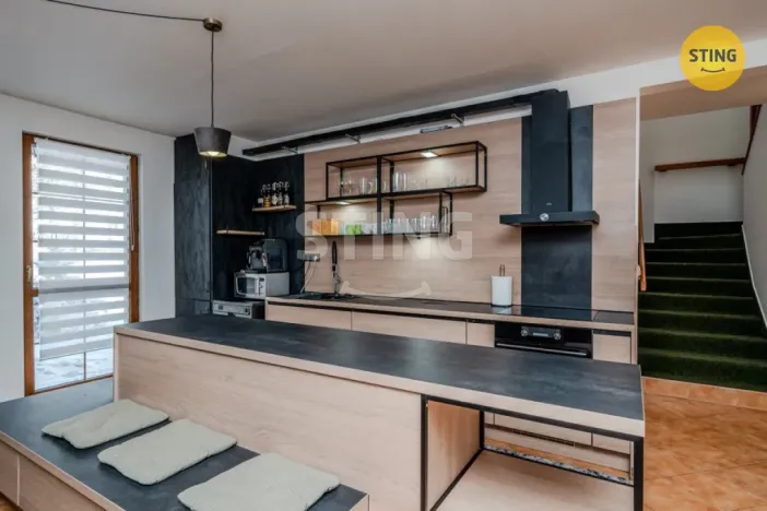 Prodej rodinného domu, Pražmo, 178 m2