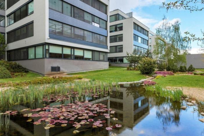 Pronájem kanceláře, Praha - Stodůlky, Laurinova, 673 m2