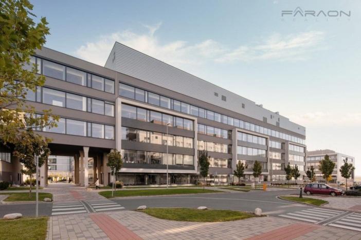 Pronájem kanceláře, Praha - Stodůlky, Laurinova, 673 m2