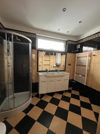 Pronájem bytu 4+kk, Hlušovice, U Potoka, 139 m2