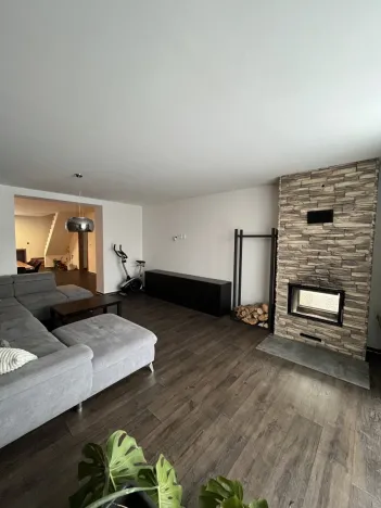 Pronájem bytu 4+kk, Hlušovice, U Potoka, 139 m2