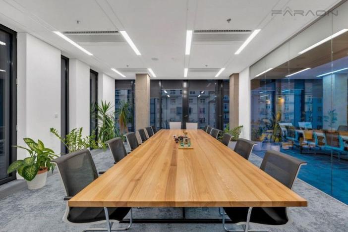 Pronájem kanceláře, Praha - Dejvice, Evropská, 1298 m2