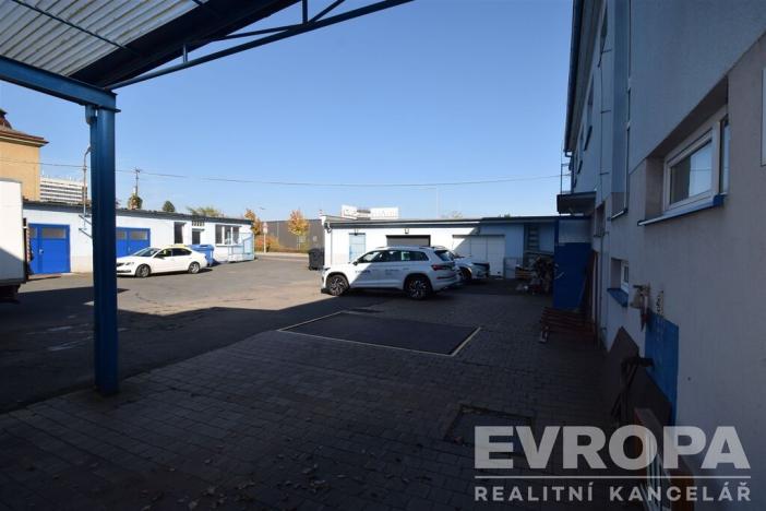 Prodej komerční nemovitosti, Kolín - Kolín IV, Královská cesta, 1510 m2