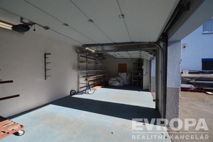 Prodej komerční nemovitosti, Kolín - Kolín IV, Královská cesta, 1510 m2