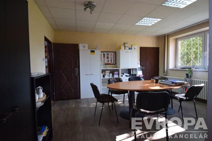 Prodej komerční nemovitosti, Kolín - Kolín IV, Královská cesta, 1510 m2