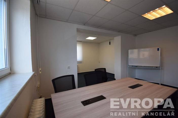 Prodej komerční nemovitosti, Kolín - Kolín IV, Královská cesta, 1510 m2