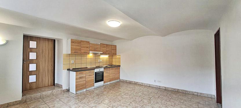 Pronájem bytu 1+kk, Peruc - Černochov, 34 m2