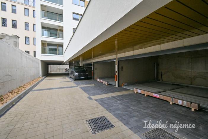 Pronájem bytu 1+kk, Brno, Cejl, 29 m2