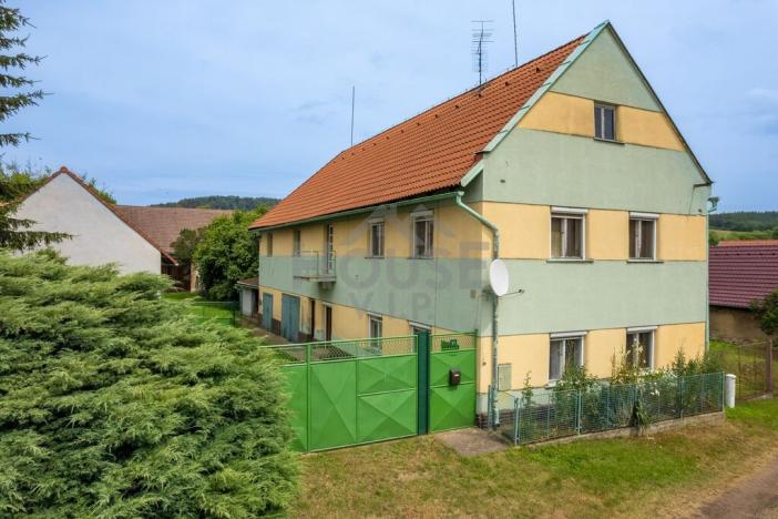 Prodej zemědělské usedlosti, Vinařice, 250 m2