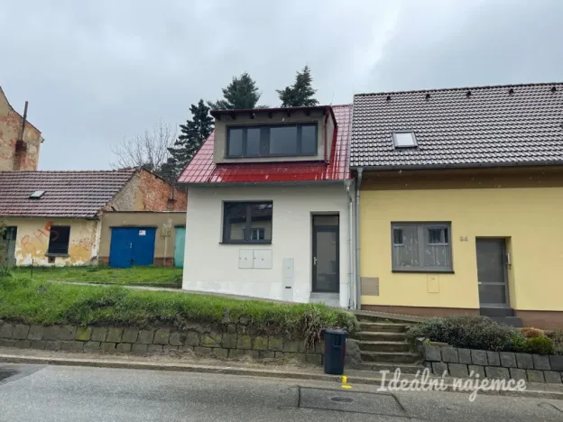Pronájem bytu 1+kk, Brno - Líšeň, Šimáčkova, 33 m2