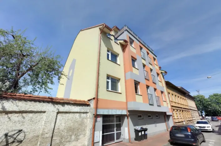 Prodej garážového stání, České Budějovice - České Budějovice 3, Nová, 14 m2