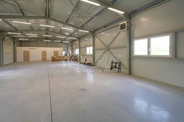 Pronájem výrobních prostor, Mělník, Plavební, 250 m2