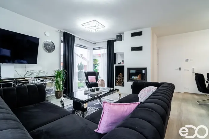 Prodej rodinného domu, Pohořelice, U Cihelny, 168 m2