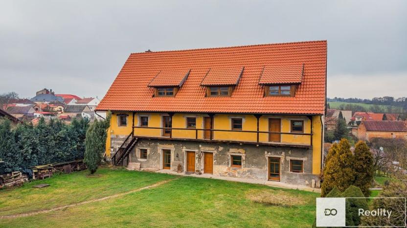 Prodej apartmánu, Mšeno, Na Skaličkách, 2273 m2