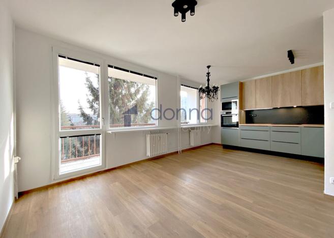 Pronájem bytu 4+kk, Praha - Prosek, Mimoňská, 90 m2