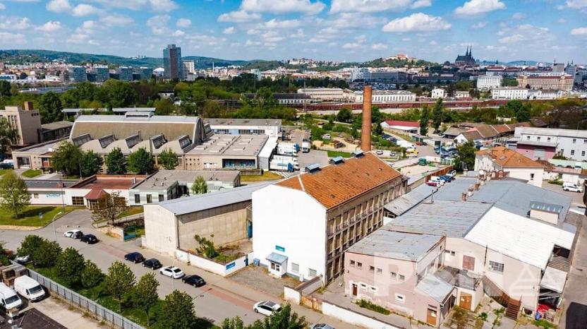 Pronájem skladu, Brno, Komárovské nábřeží, 1451 m2
