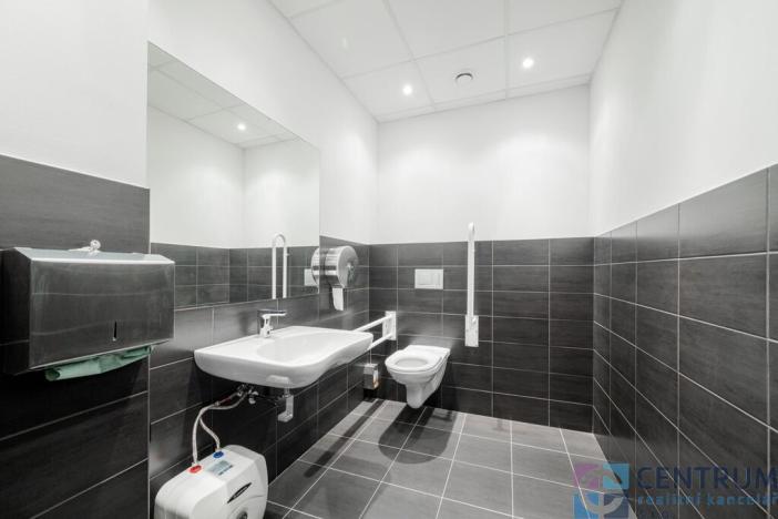 Pronájem komerční nemovitosti, Jablonec nad Nisou - Mšeno nad Nisou, Palackého, 264 m2