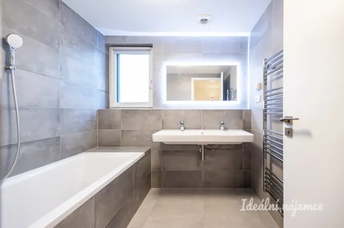 Pronájem bytu 4+kk, Horoušany, Kubišova, 120 m2