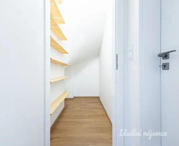 Pronájem bytu 4+kk, Horoušany, Kubišova, 120 m2