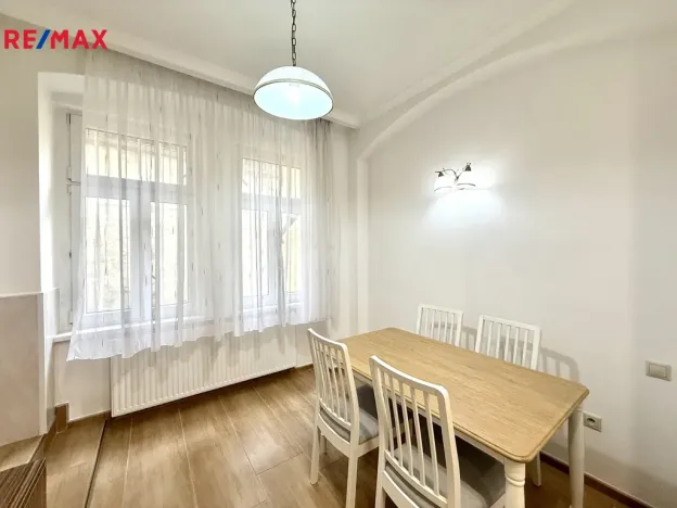 Pronájem bytu 2+1, Karlovy Vary, Petřín, 47 m2