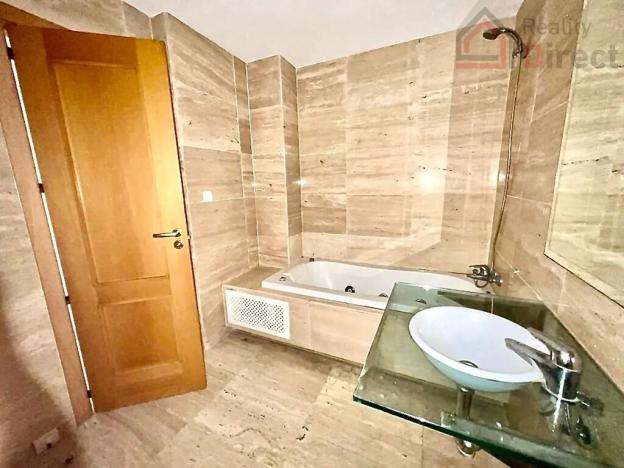 Prodej bytu 4+kk, Estepona, Španělsko, Calle Reino Nazarí, 220 m2