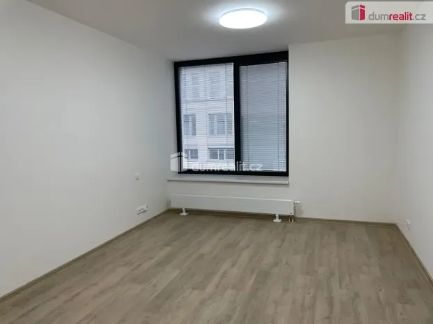 Pronájem bytu 2+kk, Zlín, Sadová, 51 m2
