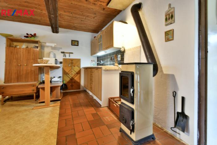 Prodej chalupy, Poběžovice u Holic, 259 m2