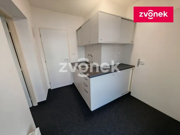 Pronájem obchodního prostoru, Zlín - Mladcová, Návesní, 35 m2