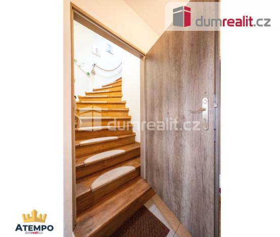 Prodej ubytování, Hluboká nad Vltavou, nám. Čsl. armády, 533 m2