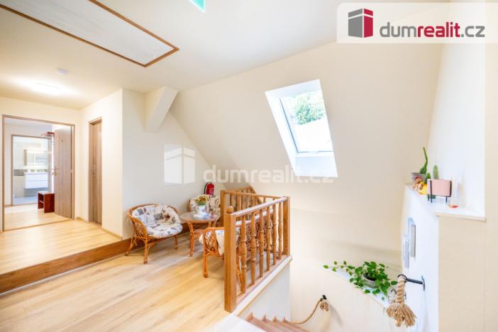 Prodej ubytování, Hluboká nad Vltavou, nám. Čsl. armády, 533 m2