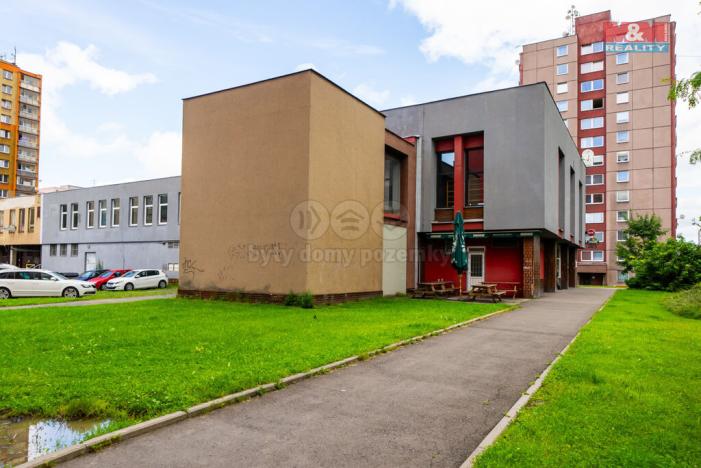 Prodej obchodního prostoru, Český Těšín, Kysucká, 1500 m2