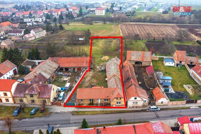 Prodej rodinného domu, Blšany u Loun, 400 m2