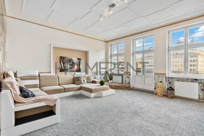 Prodej bytu 3+1, Liberec - Liberec III-Jeřáb, nám. Soukenné, 126 m2