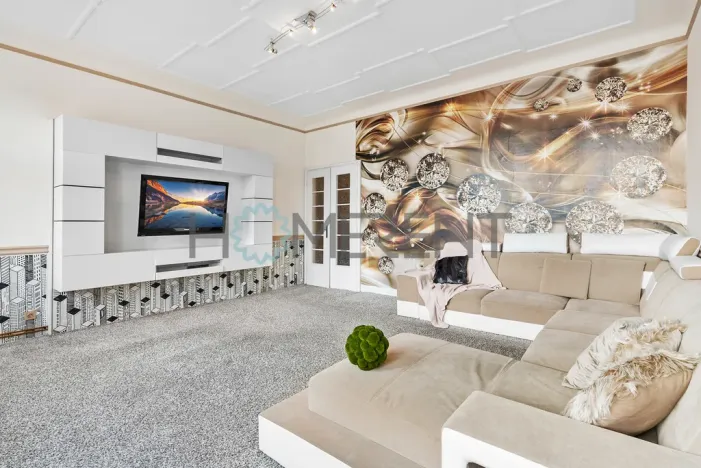 Prodej bytu 3+1, Liberec - Liberec III-Jeřáb, nám. Soukenné, 126 m2