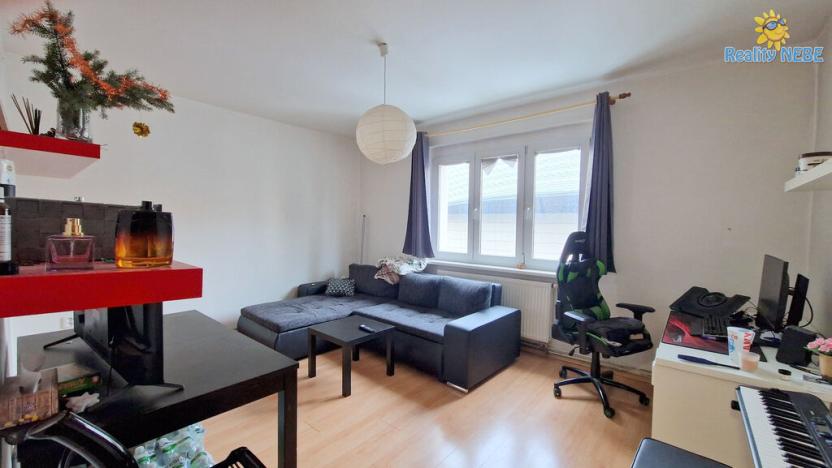 Pronájem bytu 2+kk, Praha - Strašnice, Krupská, 46 m2