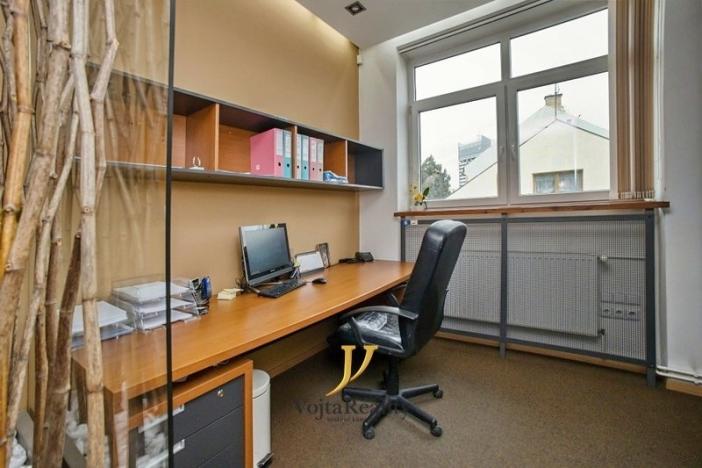 Pronájem kanceláře, Olomouc, I. P. Pavlova, 180 m2