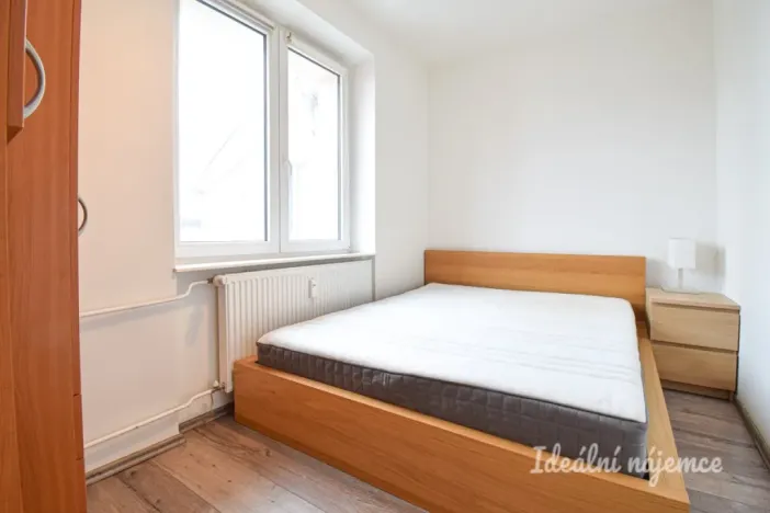 Pronájem bytu 2+kk, Brno, Renneská třída, 39 m2