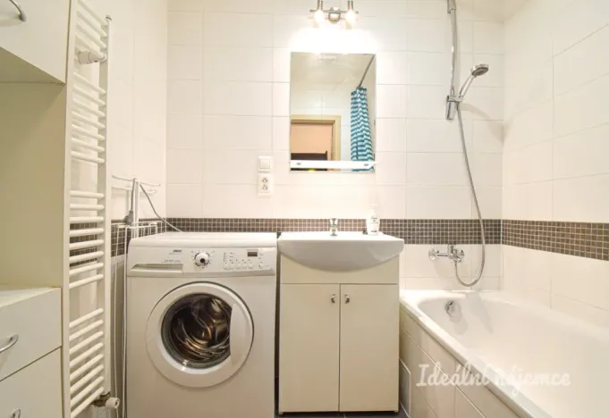 Pronájem bytu 2+kk, Brno, Renneská třída, 39 m2