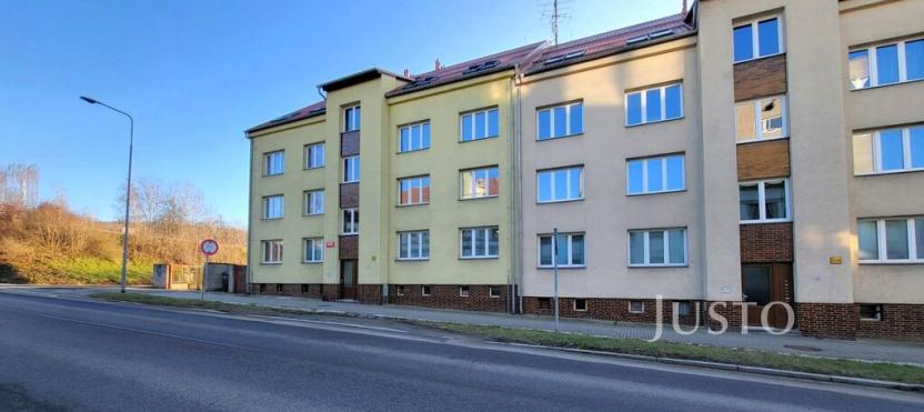 Prodej bytu 3+1, Písek - Budějovické Předměstí, Táborská, 75 m2