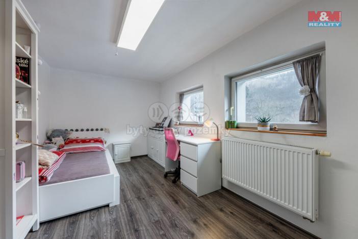 Prodej rodinného domu, Loket, Zahradní, 209 m2