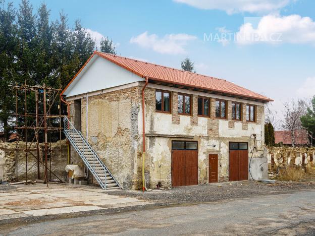 Pronájem komerčního pozemku, Kořenice - Pučery, 11302 m2