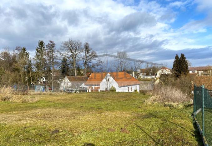 Prodej pozemku pro bydlení, Lišov - Hůrky, 1531 m2